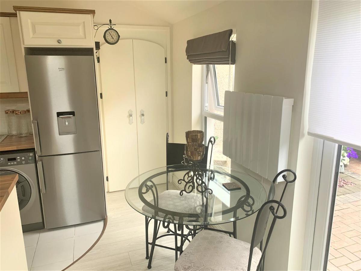 Naas 2 Bedroom Back Garden Escape Екстер'єр фото